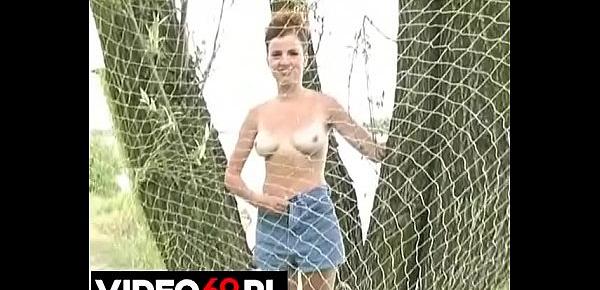  Polskie porno - Marta zabawia się nad Wisłą